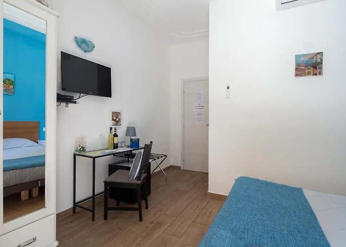 Πανσιόν Cinque Terre Charme 4*